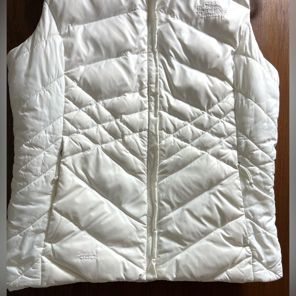 The North Face White Quilted Aconcagua 550 Goose Down Vest Outdoor Winter WARM - Picture 4 of 12